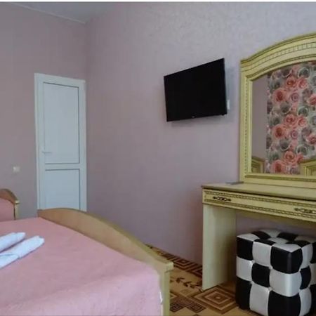 Arins-park Hotell Otradnoe Exteriör bild